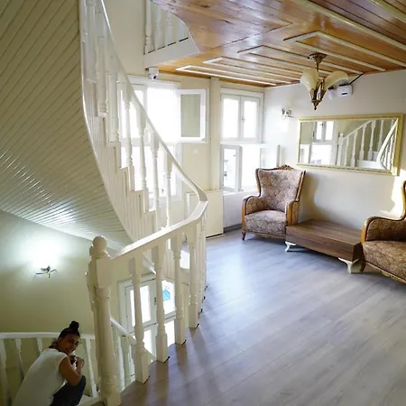 Lafontaine Otel Mudanya