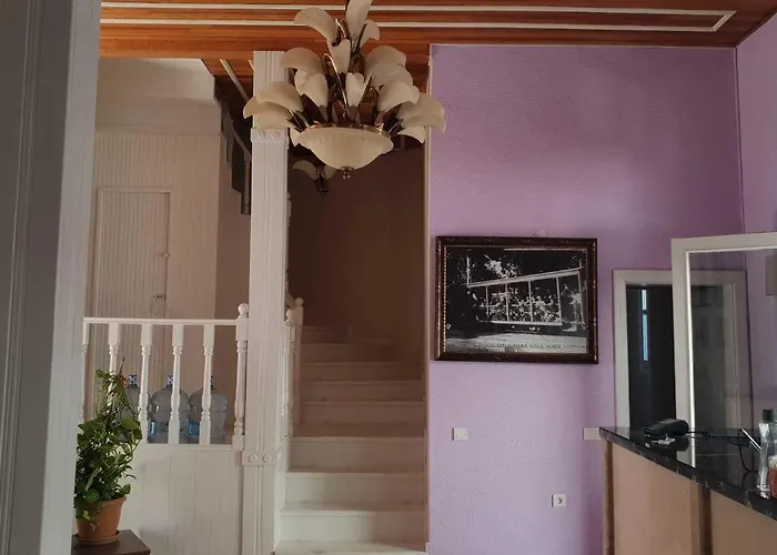 Lafontaine מודניה