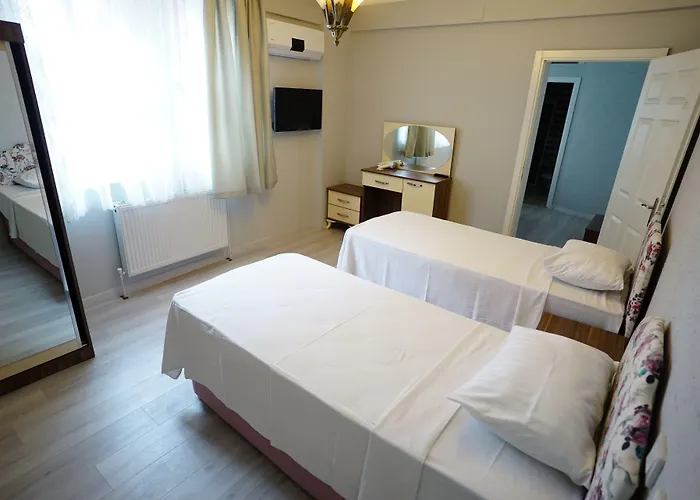 Lafontaine מלון 2*