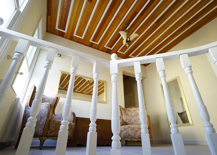 Lafontaine 2* מודניה