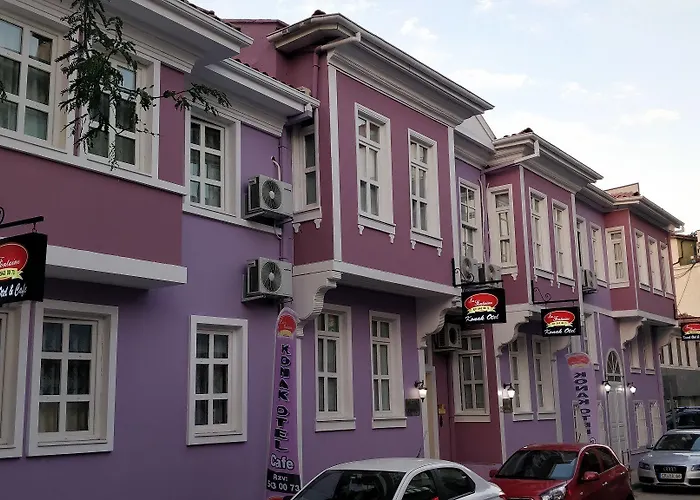 Lafontaine מלון 2*