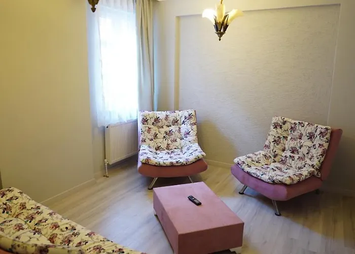 מלון Lafontaine 2*